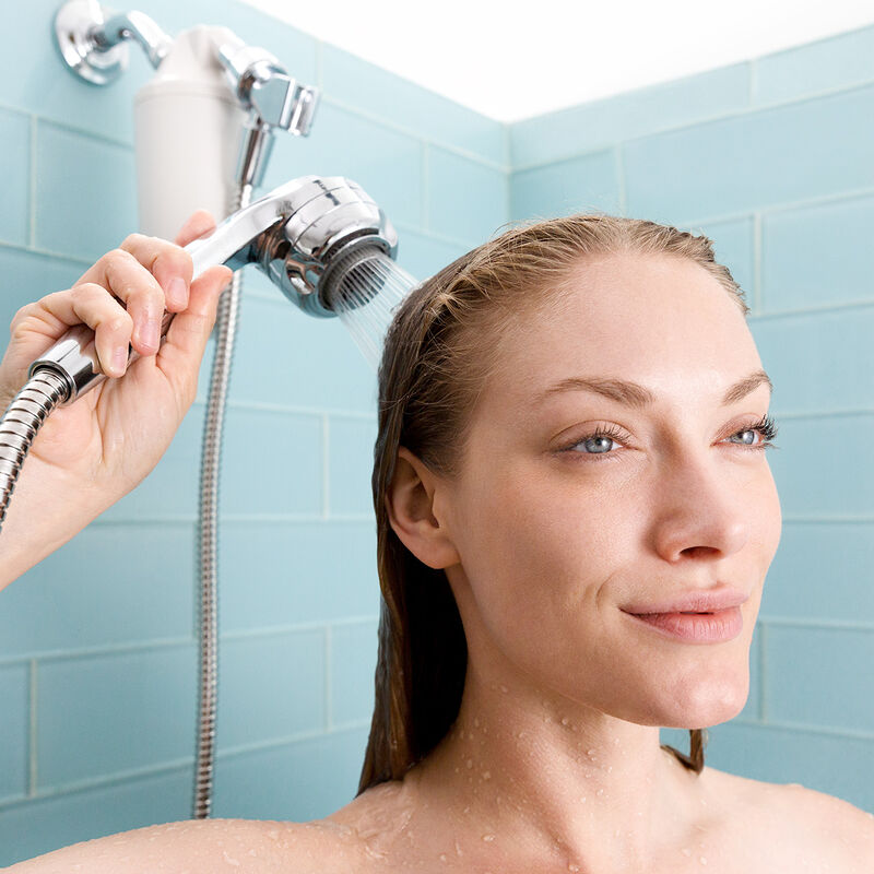 Showerhead Filter, Reduces Toxins & Chemicals